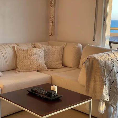 Frente Al Mar Con Piscina סיטגס