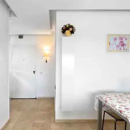 Apartamento Frente Al Mar Con Piscina Sitges